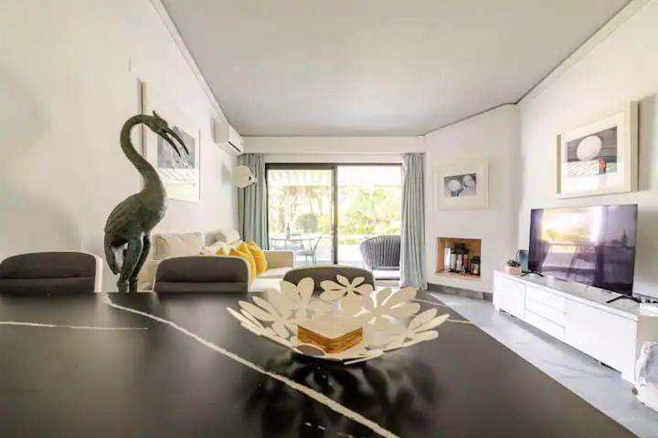 Scarlet'S Place - 1 Bed Victory Village Quinta Do Lago - Beach, Nature, Lakes 外观 照片